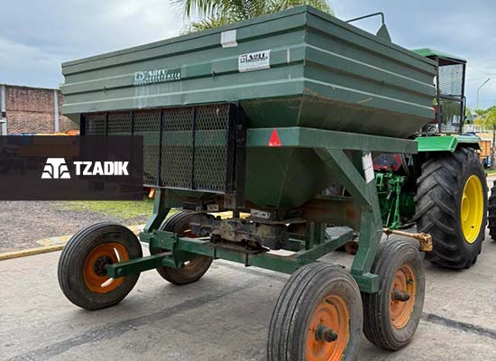 Fertilizadora Esparcidora USADA VICA AF | 3000lt | 25m 5