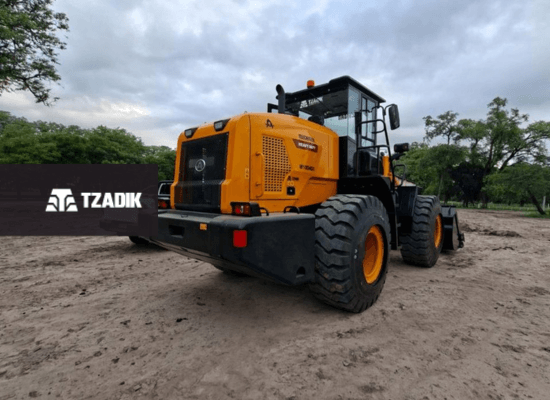 Pala Cargadora M100HD motor Cummins 220 HP 2