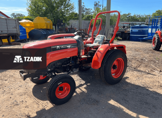 Tractor Hanomag 300P Parquero 6