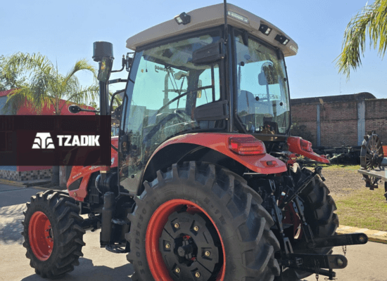 Tractor Hanomag Stark 800 con cabina 9