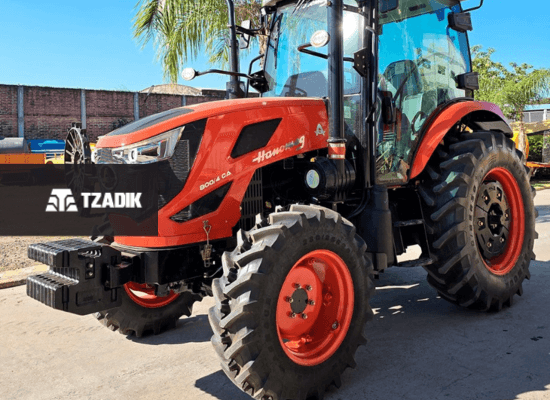 Tractor Hanomag Stark 800 con cabina 12